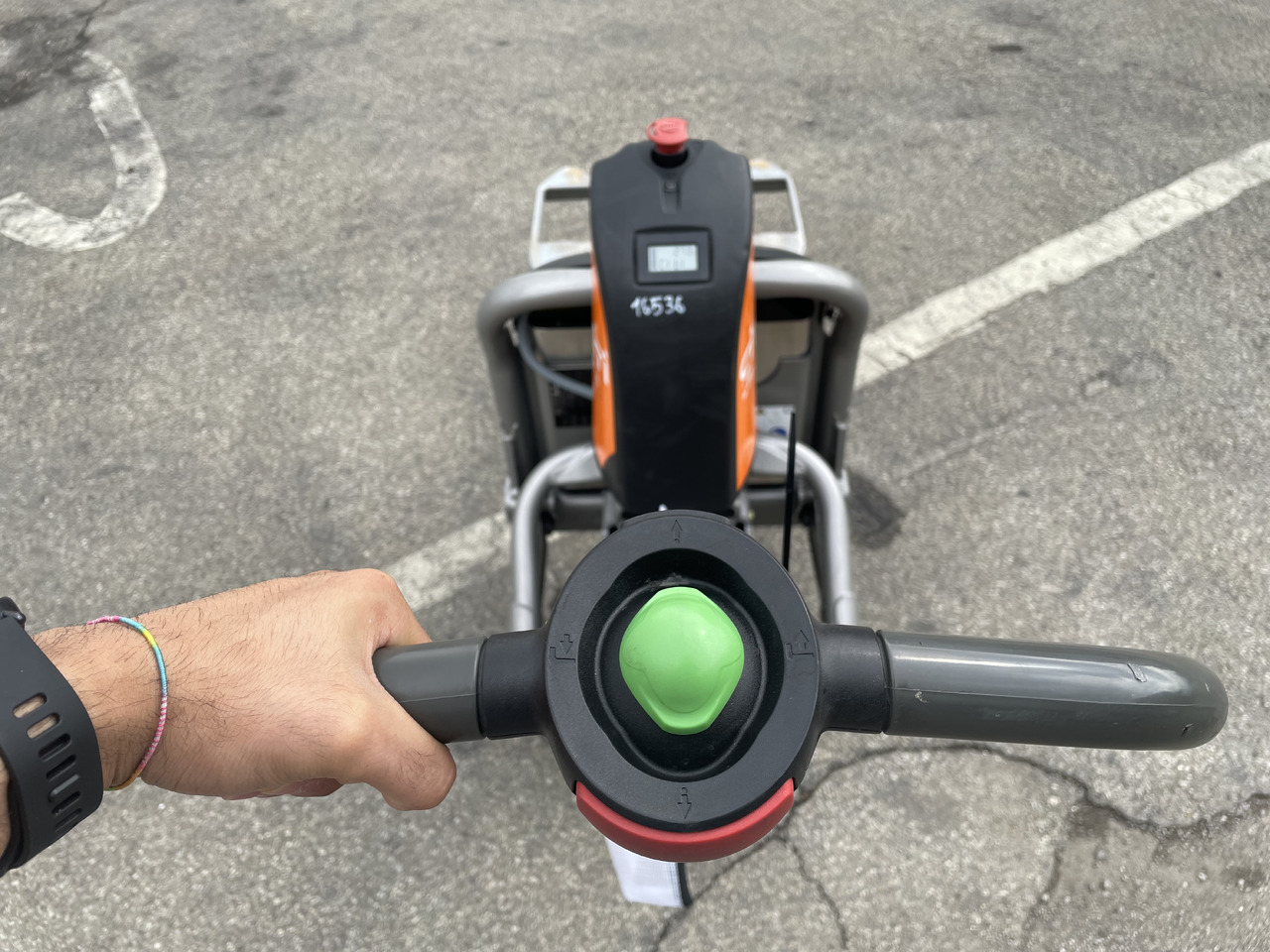 STILL CITI ONE - Gerbeur: photos 4 STILL CITI ONE - Gerbeur: photos 4