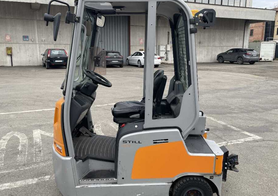 Still LTX 70 (700 ore di lavoro) - Chariot tracteur: photos 4 Still LTX 70 (700 ore di lavoro) - Chariot tracteur: photos 4