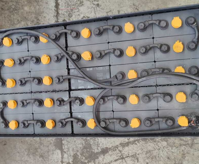 Still RX 20-20 (4800 ore lavoro) - Chariot élévateur électrique: photos 2 Still RX 20-20 (4800 ore lavoro) - Chariot élévateur électrique: photos 2