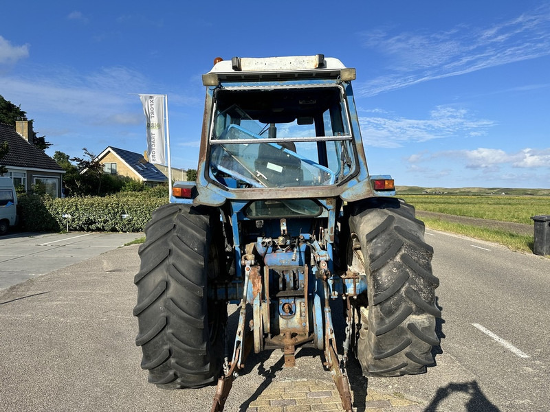 Tracteur agricole Ford 8700: photos 11