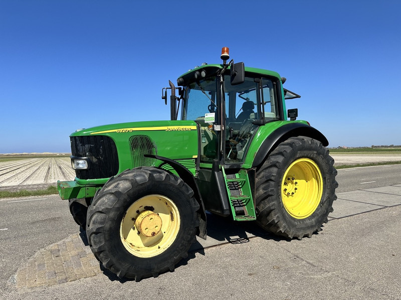 John Deere 6920 - Tracteur agricole: photos 1 John Deere 6920 - Tracteur agricole: photos 1