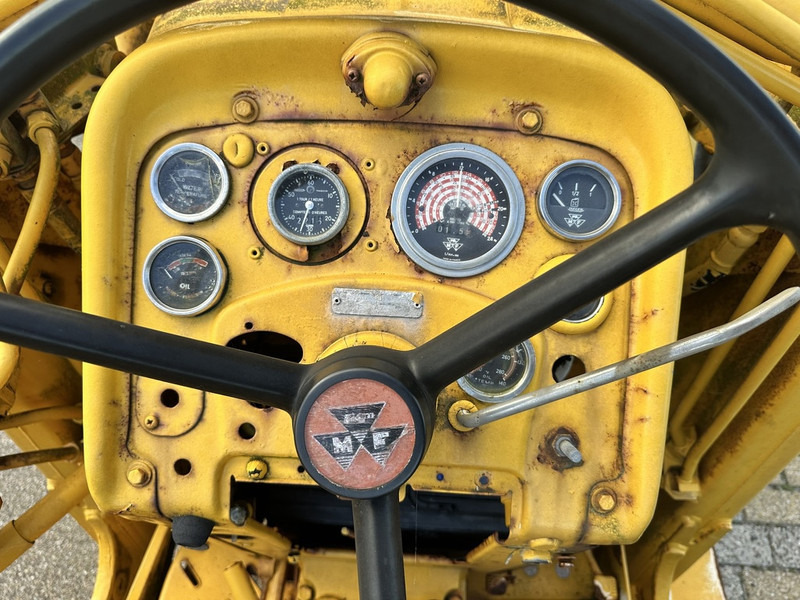 Massey Ferguson 50B - Tracteur agricole: photos 5 Massey Ferguson 50B - Tracteur agricole: photos 5