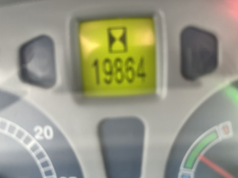 New Holland T7.210 - Tracteur agricole: photos 5 New Holland T7.210 - Tracteur agricole: photos 5