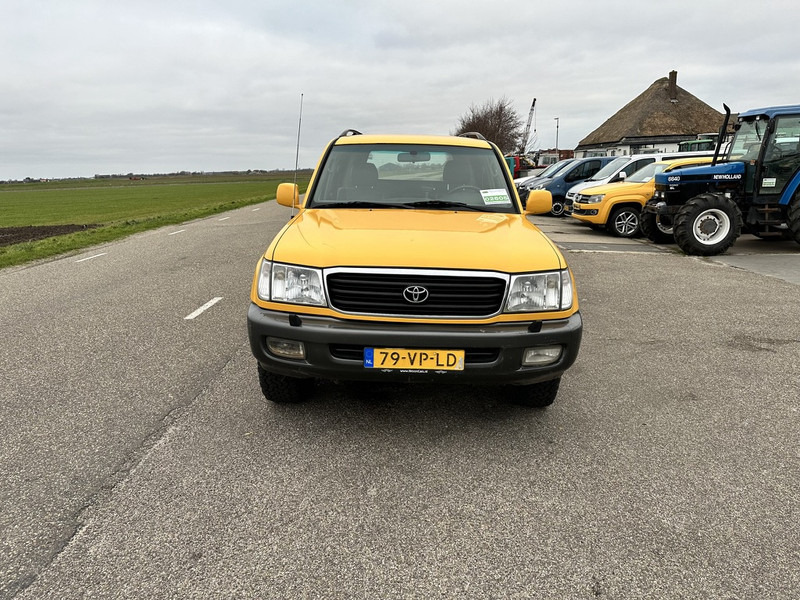 Toyota Land Cruiser - Voiture: photos 2 Toyota Land Cruiser - Voiture: photos 2