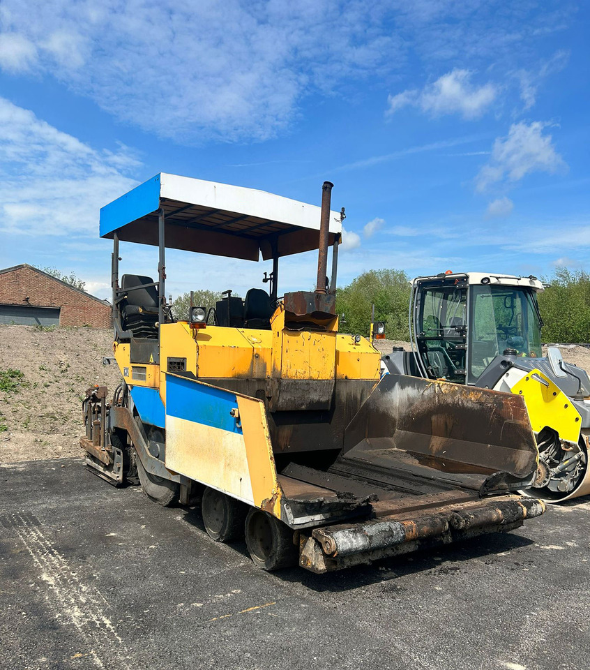 ABG Titan 473-2 - Finisseur: photos 1 ABG Titan 473-2 - Finisseur: photos 1