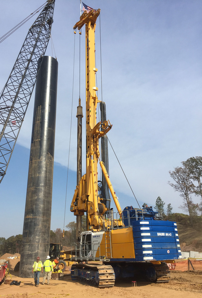 Bauer BG42 - Mât de battage: photos 2 Bauer BG42 - Mât de battage: photos 2