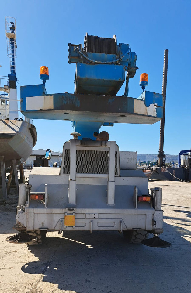 Bendini 25 Delta - Grue mobile: photos 4 Bendini 25 Delta - Grue mobile: photos 4