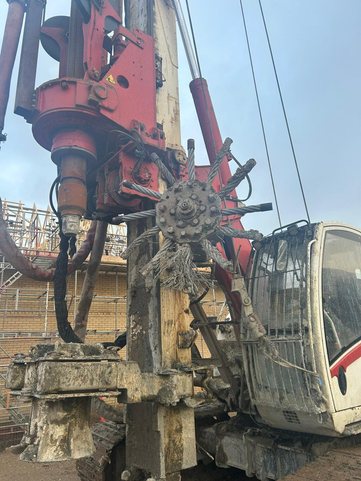 Mât de battage Casagrande B175 XP: photos 6