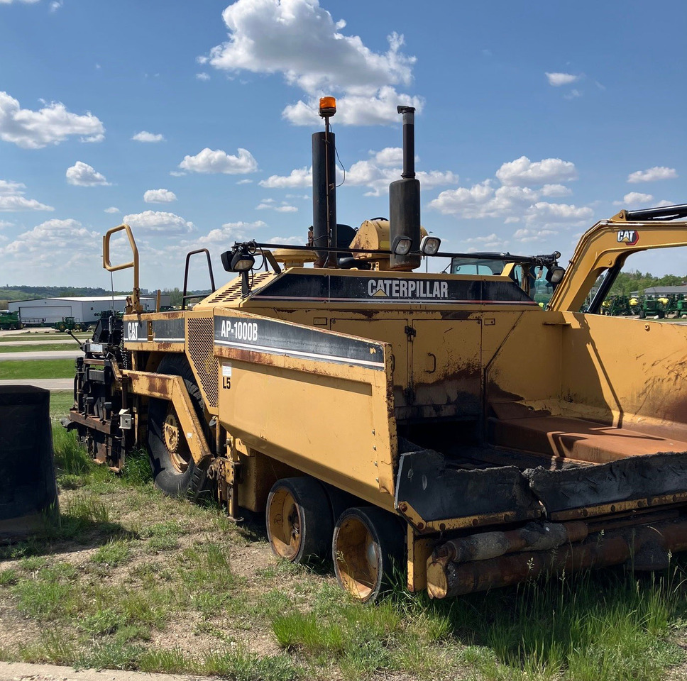 Caterpillar AP1000B - Finisseur: photos 1 Caterpillar AP1000B - Finisseur: photos 1