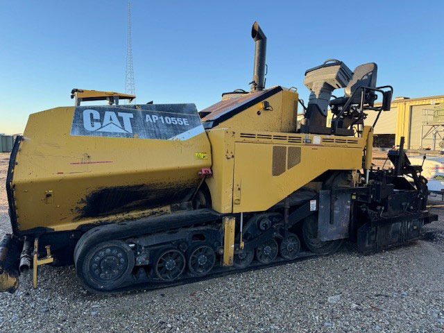 Caterpillar AP1055E - Finisseur: photos 2 Caterpillar AP1055E - Finisseur: photos 2