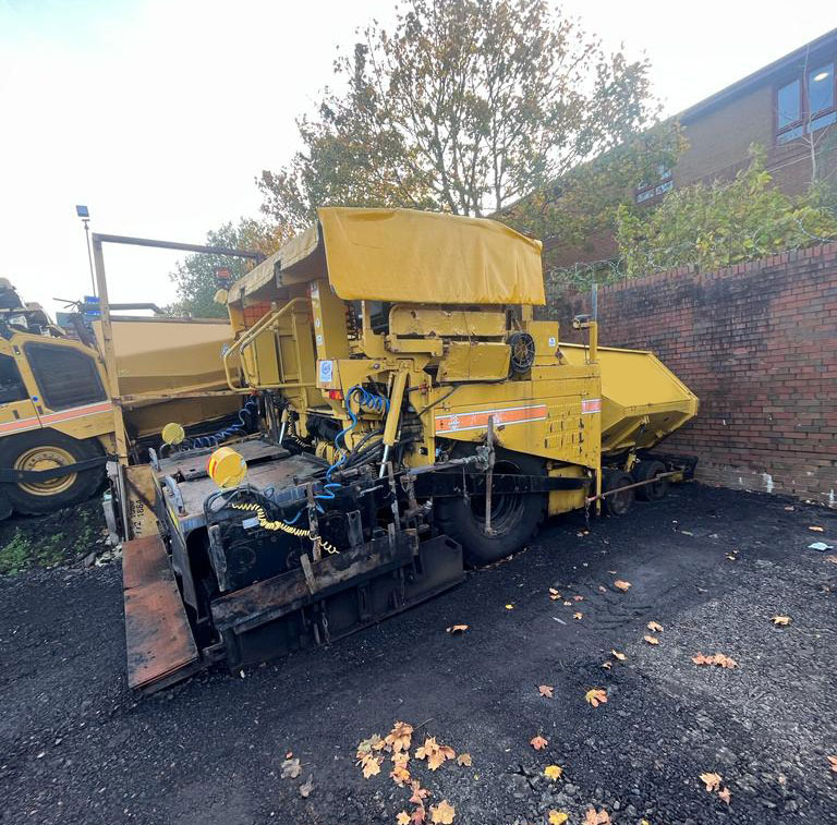 Caterpillar AP600 - Finisseur: photos 3 Caterpillar AP600 - Finisseur: photos 3