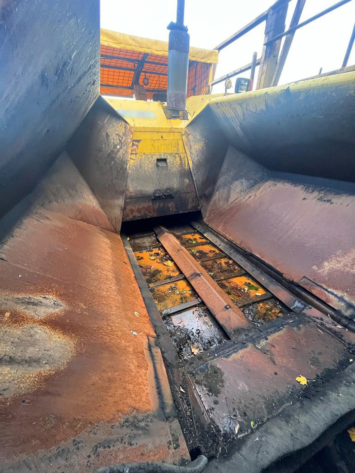 Caterpillar AP600 - Finisseur: photos 5 Caterpillar AP600 - Finisseur: photos 5