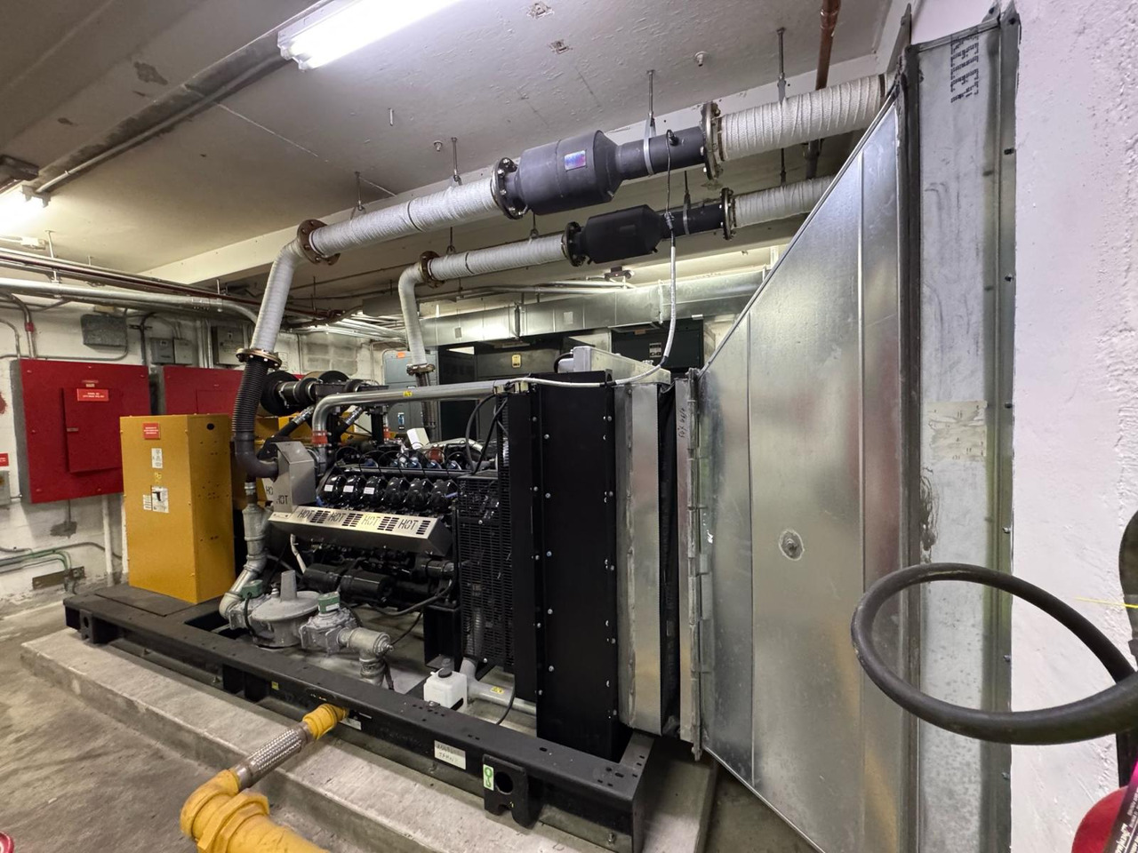 Caterpillar DG450 GC - Groupe électrogène: photos 5 Caterpillar DG450 GC - Groupe électrogène: photos 5