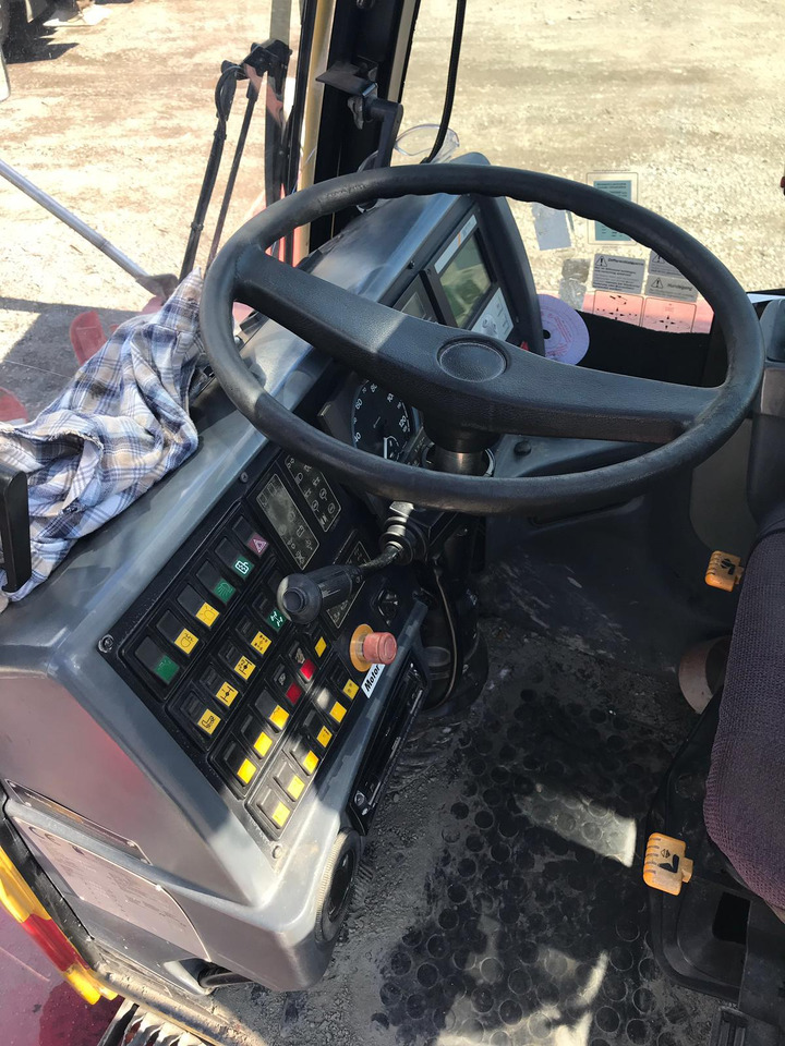 Demag AC 40 City - Grue mobile: photos 5 Demag AC 40 City - Grue mobile: photos 5