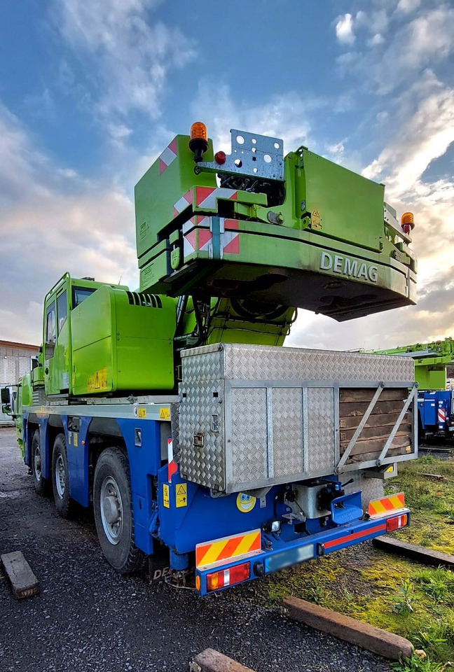 Demag AC 60-3 - Grue mobile: photos 5 Demag AC 60-3 - Grue mobile: photos 5