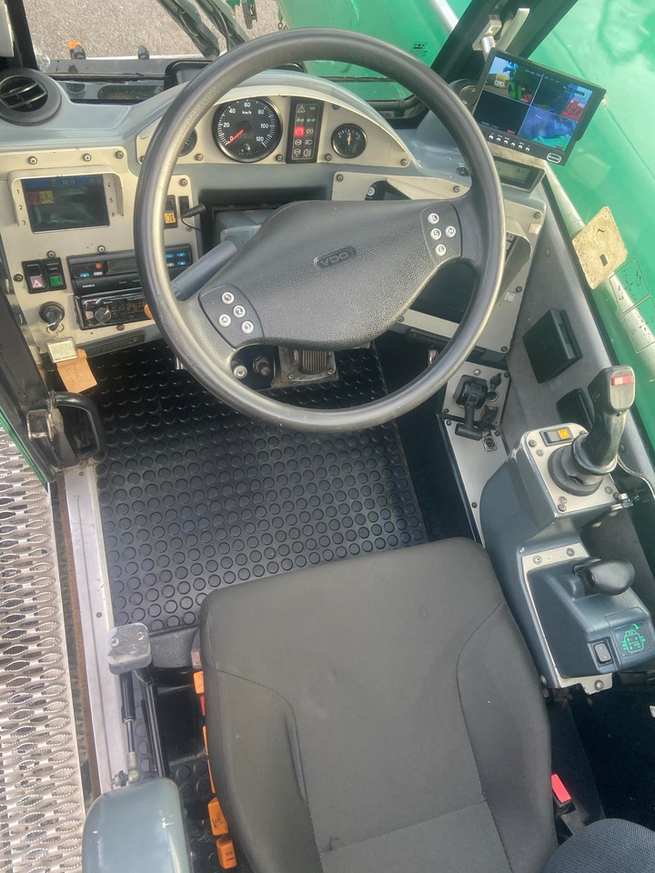 Demag AC 70 City - Grue mobile: photos 4 Demag AC 70 City - Grue mobile: photos 4