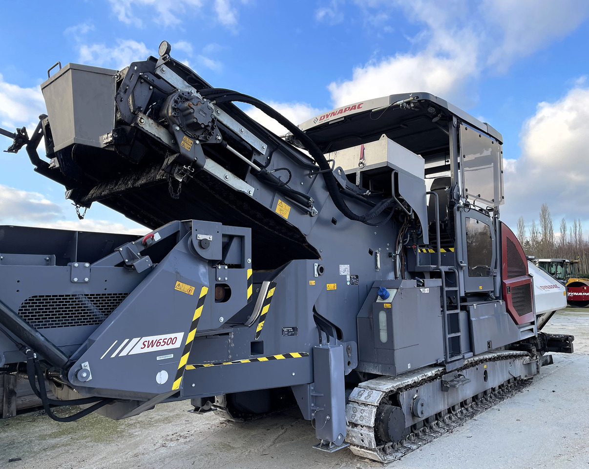 Dynapac MF2500CS - Finisseur: photos 2 Dynapac MF2500CS - Finisseur: photos 2