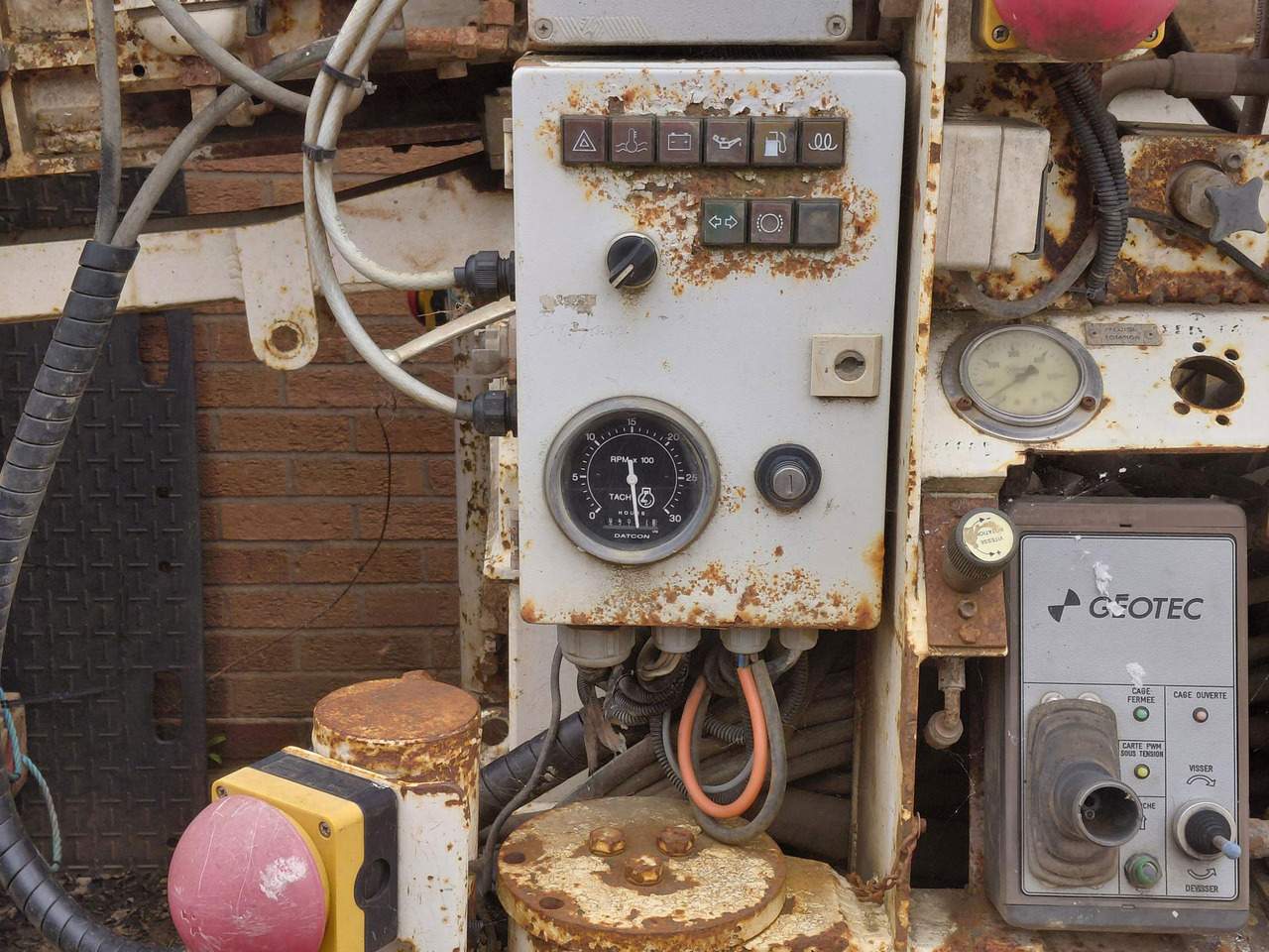 Geotec TB350 - Foreuse: photos 5 Geotec TB350 - Foreuse: photos 5