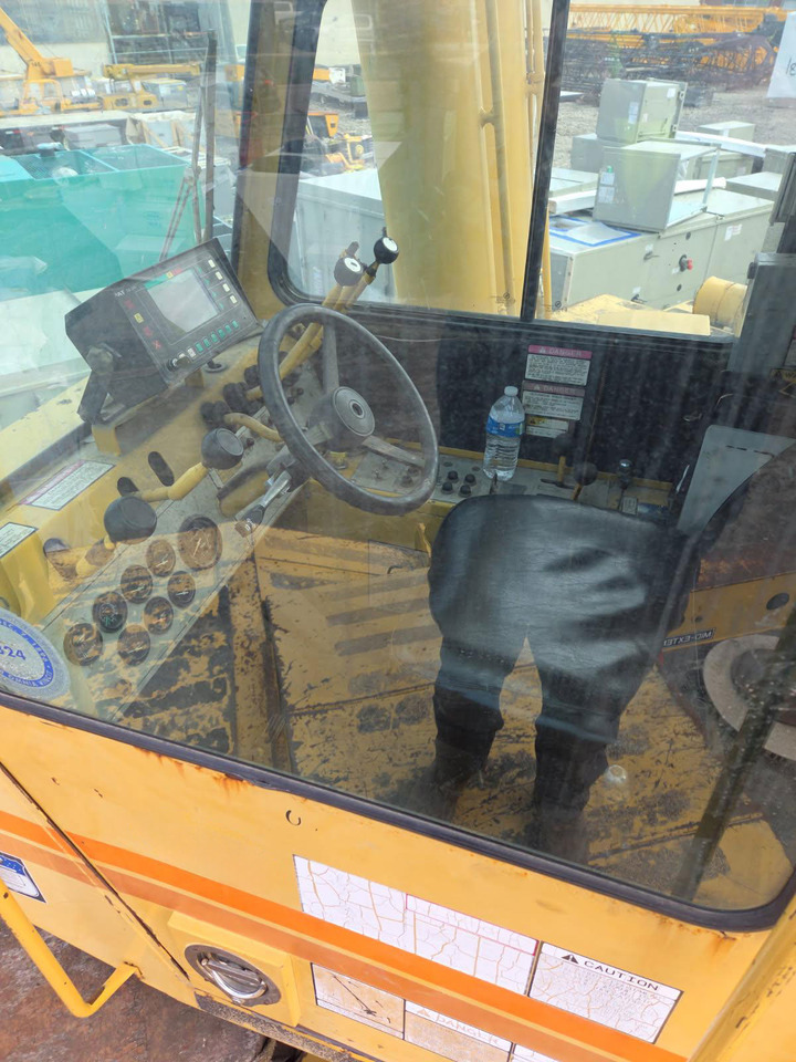 Grove RT750 - Grue mobile: photos 4 Grove RT750 - Grue mobile: photos 4