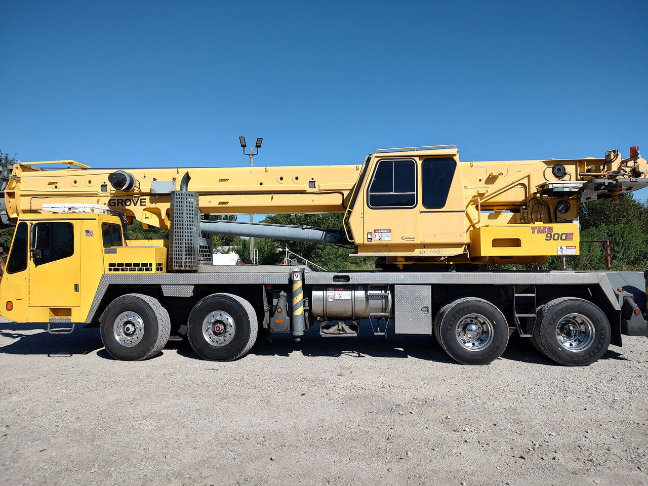 Grove TMS900E - Grue mobile: photos 1 Grove TMS900E - Grue mobile: photos 1