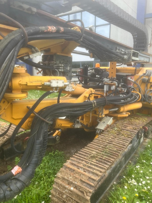 Hutte HBR 502-2 - Mât de battage: photos 4 Hutte HBR 502-2 - Mât de battage: photos 4