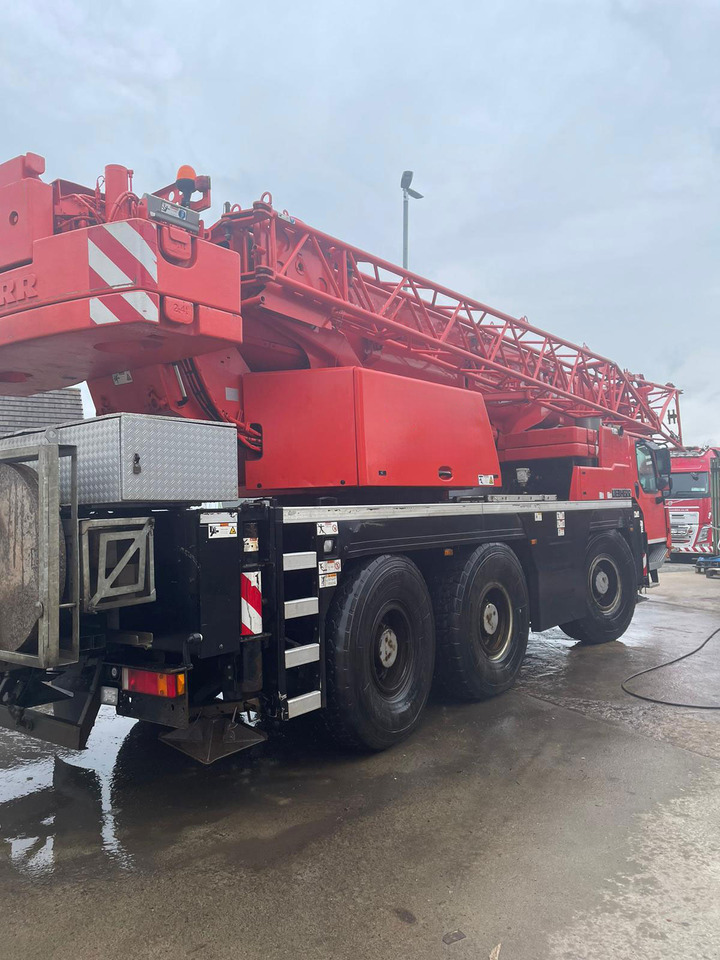 Liebherr LTM 1055-3.1 - Grue mobile: photos 4 Liebherr LTM 1055-3.1 - Grue mobile: photos 4