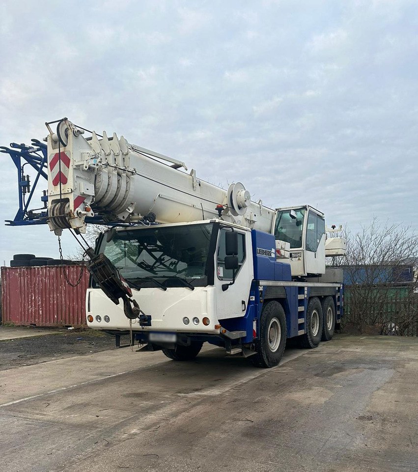 Liebherr LTM 1055-3.2 - Grue mobile: photos 1 Liebherr LTM 1055-3.2 - Grue mobile: photos 1