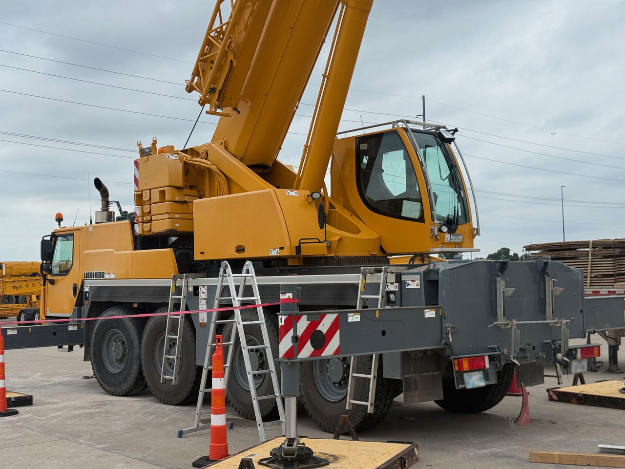 Liebherr LTM 1070-4.2 - Grue mobile: photos 4 Liebherr LTM 1070-4.2 - Grue mobile: photos 4