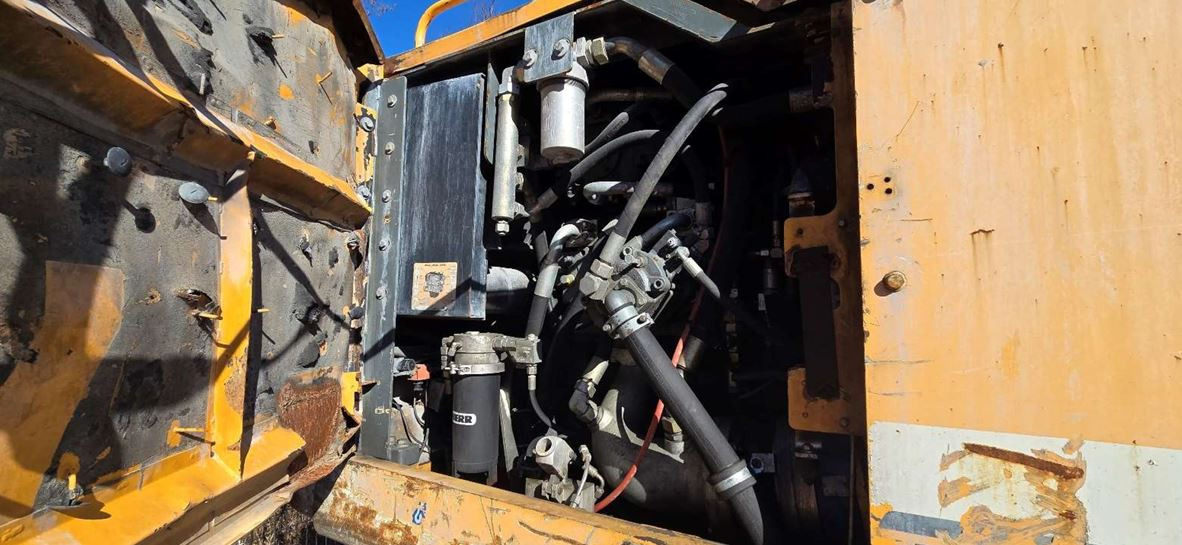 Liebherr R944C T Litronic - Machine d'exploitation minière: photos 5 Liebherr R944C T Litronic - Machine d'exploitation minière: photos 5