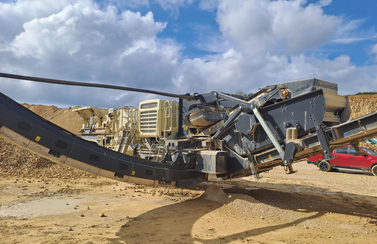 Metso LT1213S - Concasseur à percussion: photos 3 Metso LT1213S - Concasseur à percussion: photos 3