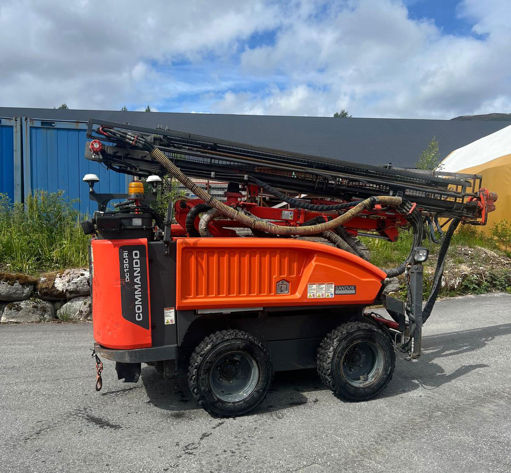 Sandvik Commando DC130Ri - Foreuse: photos 3 Sandvik Commando DC130Ri - Foreuse: photos 3