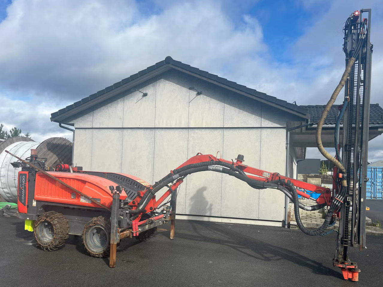 Sandvik Commando DC130Ri - Foreuse: photos 1 Sandvik Commando DC130Ri - Foreuse: photos 1