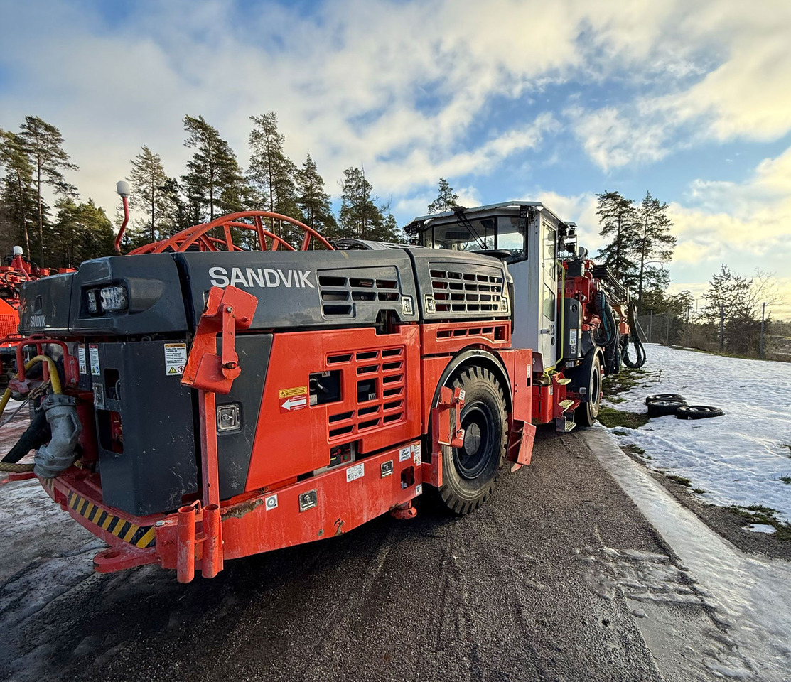Sandvik DT922I - Foreuse: photos 1 Sandvik DT922I - Foreuse: photos 1