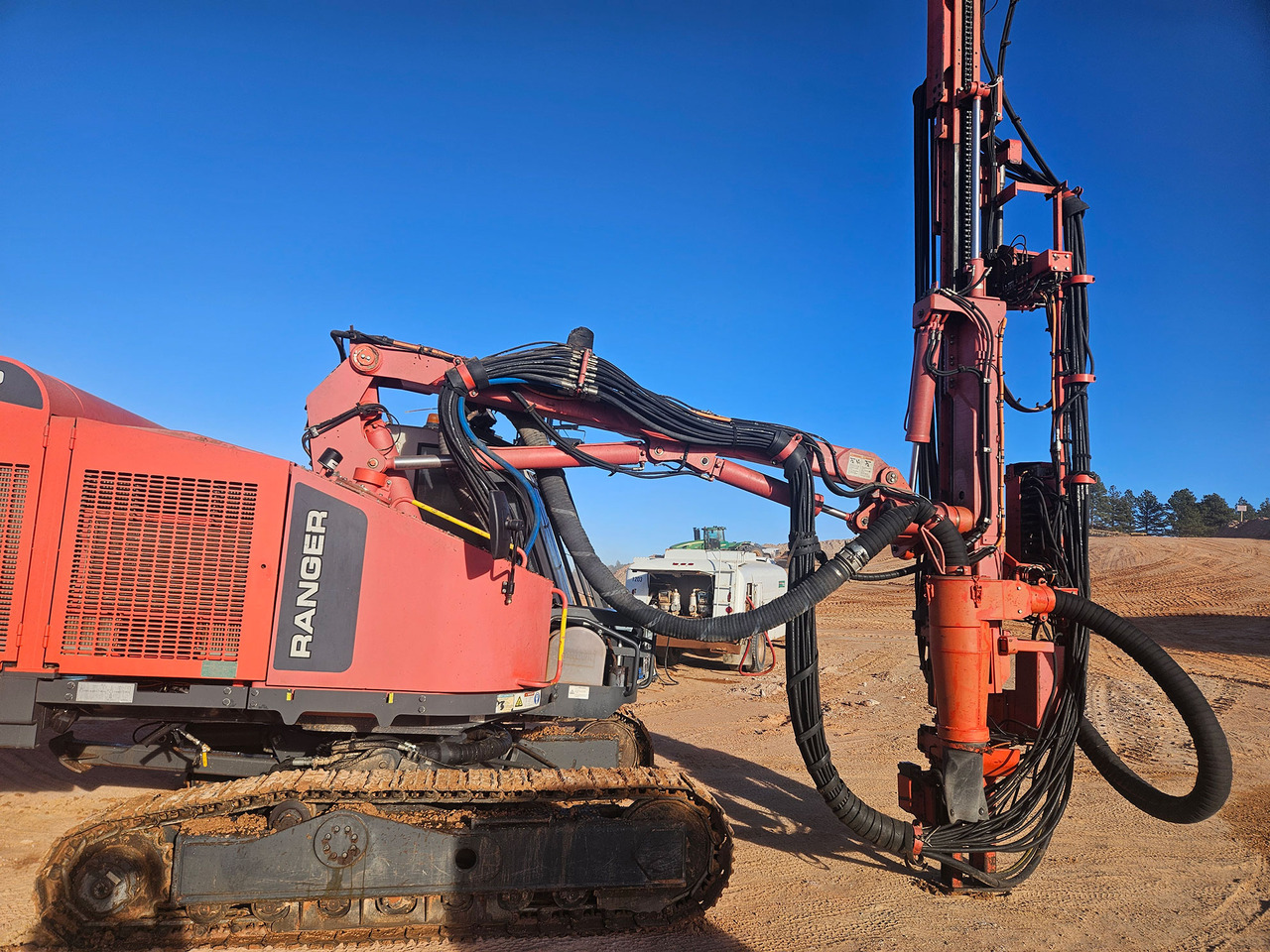 Sandvik DX800 - Foreuse: photos 5 Sandvik DX800 - Foreuse: photos 5