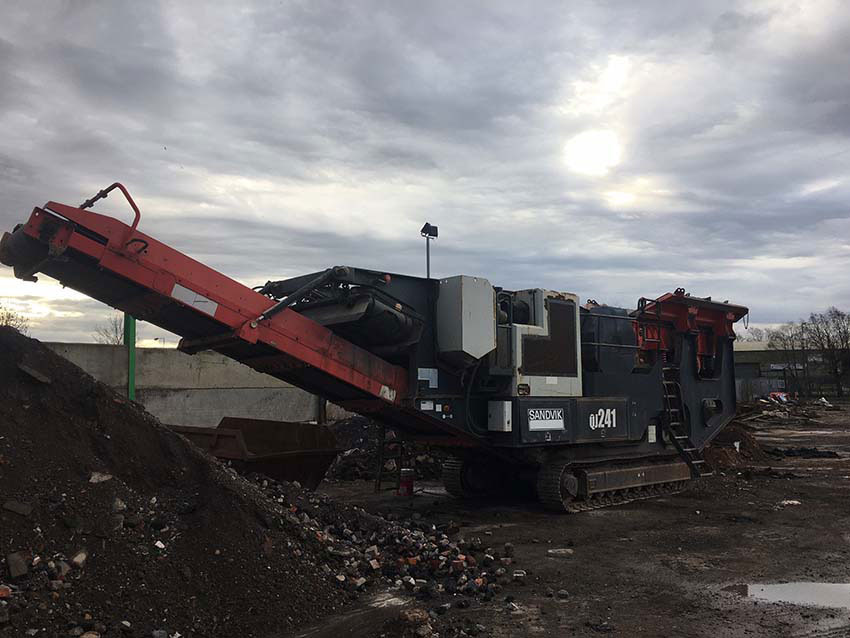 Sandvik QJ241 - Concasseur à mâchoires: photos 2 Sandvik QJ241 - Concasseur à mâchoires: photos 2