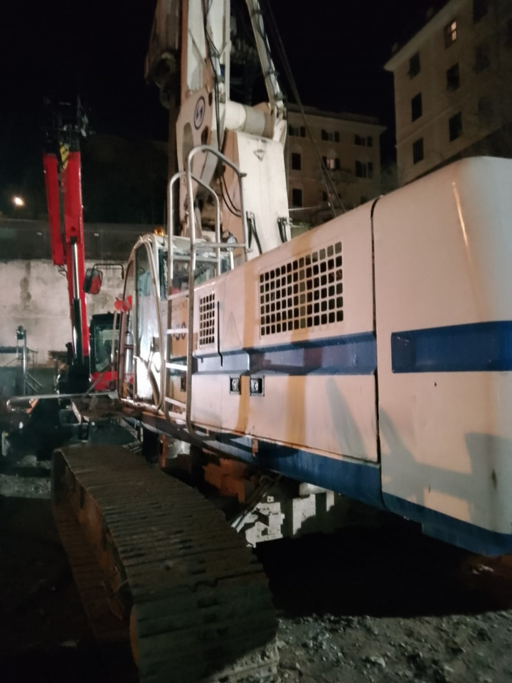 Soilmec SR-50 - Mât de battage: photos 3 Soilmec SR-50 - Mât de battage: photos 3