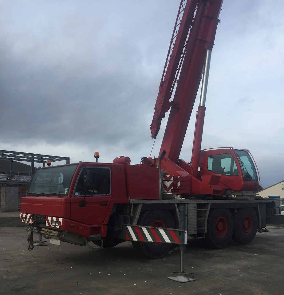 Tadano Faun ATF 60-3 - Grue mobile: photos 4 Tadano Faun ATF 60-3 - Grue mobile: photos 4