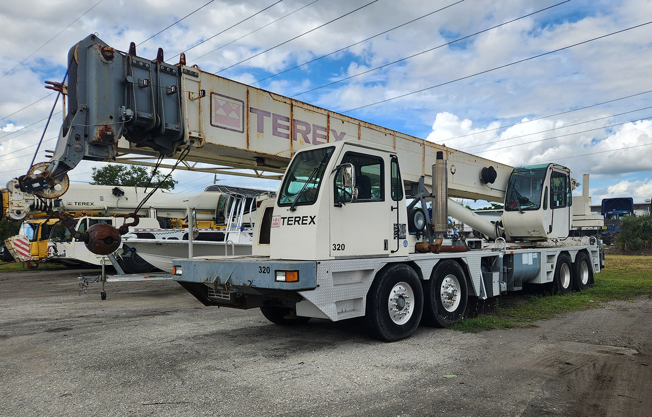 Terex T560 - Grue mobile: photos 1 Terex T560 - Grue mobile: photos 1