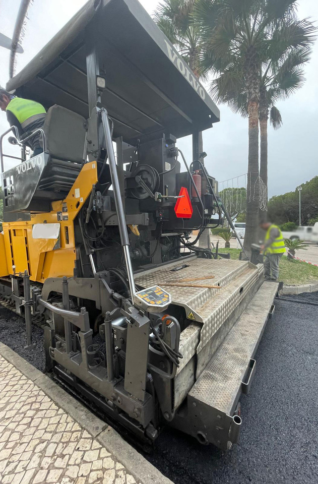 Volvo ABG 8820B - Finisseur: photos 4 Volvo ABG 8820B - Finisseur: photos 4