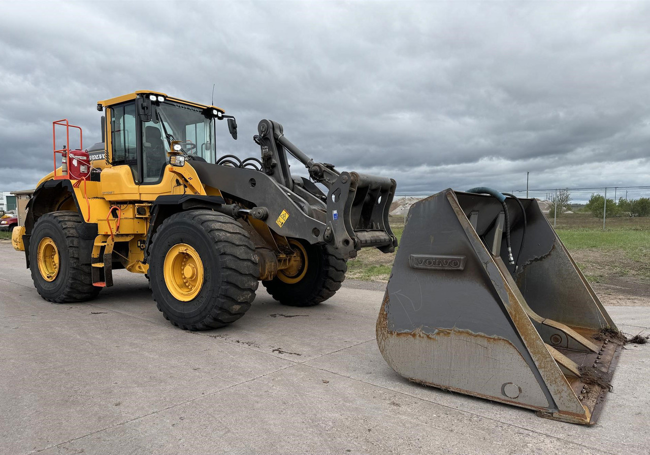 Volvo L150H - Chargeuse sur pneus: photos 1 Volvo L150H - Chargeuse sur pneus: photos 1