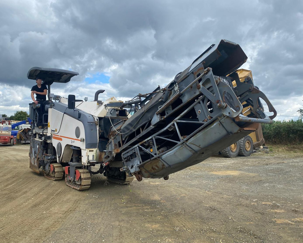 Wirtgen W 100 F - Fraiseuse à froid: photos 3 Wirtgen W 100 F - Fraiseuse à froid: photos 3