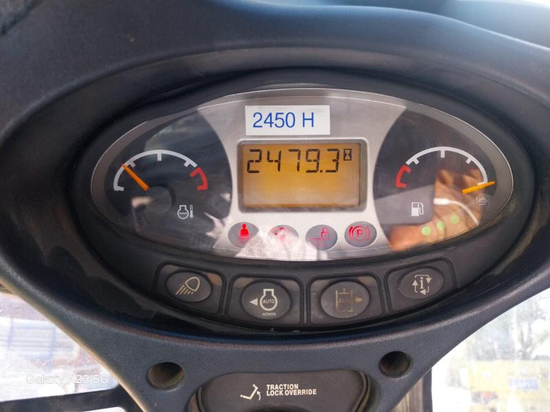 Chargeuse compacte sur chenilles BOBCAT T870: photos 6