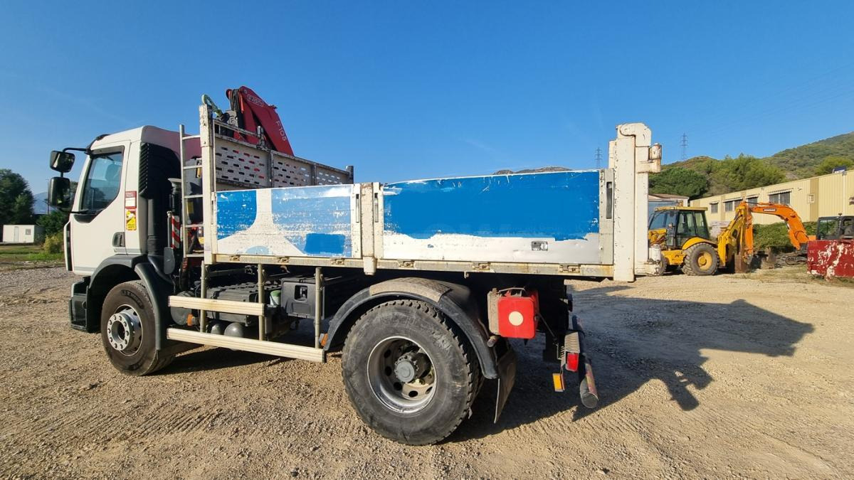 RENAULT C320 - Camion benne: photos 3 RENAULT C320 - Camion benne: photos 3