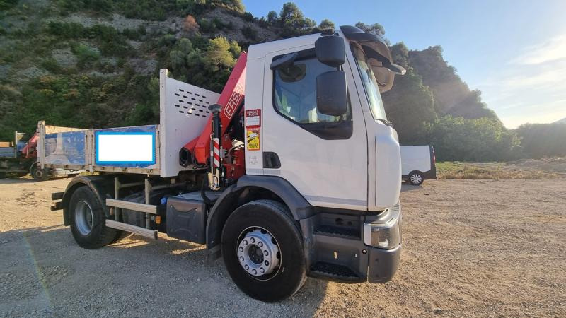 RENAULT C320 - Camion benne: photos 1 RENAULT C320 - Camion benne: photos 1