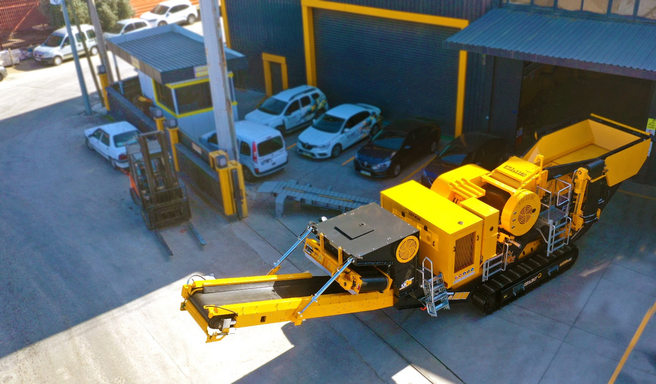 FABO crawler crusher - Concasseur: photos 4 FABO crawler crusher - Concasseur: photos 4