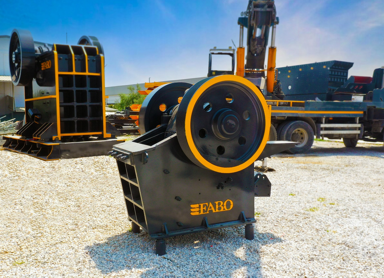 FABO jaw crusher - Concasseur à mâchoires: photos 4 FABO jaw crusher - Concasseur à mâchoires: photos 4