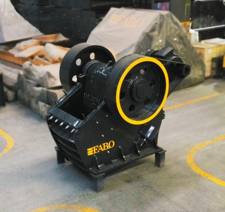 FABO jaw crusher - Concasseur à mâchoires: photos 1 FABO jaw crusher - Concasseur à mâchoires: photos 1