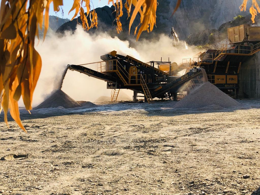 FABO mobile impact crusher - Concasseur à percussion: photos 2 FABO mobile impact crusher - Concasseur à percussion: photos 2