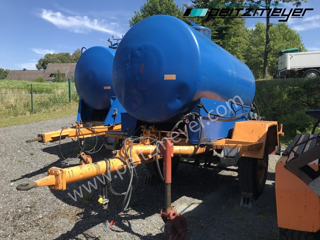 BATHE 1 Achs Anhänger Bitum / Teerkocher - 2,8 m³ Hatz Diesel-Motor 1 D 42 Z - Remorque citerne: photos 3 BATHE 1 Achs Anhänger Bitum / Teerkocher - 2,8 m³ Hatz Diesel-Motor 1 D 42 Z - Remorque citerne: photos 3