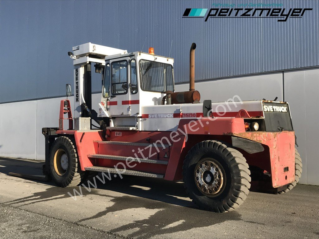 Svetruck Gabelstapler 25120-45 drehbarer Fahrersitz - Chariot élévateur diesel: photos 4 Svetruck Gabelstapler 25120-45 drehbarer Fahrersitz - Chariot élévateur diesel: photos 4